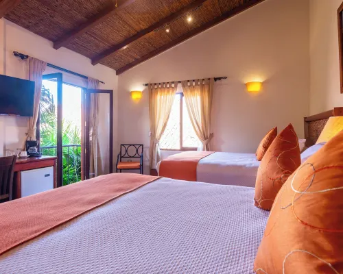 Estrada Hotel & Bistro Hotels in Granada