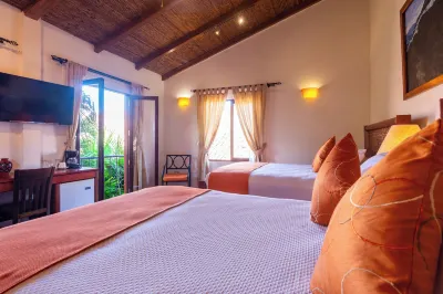 Estrada Hotel & Bistro Hotels in 