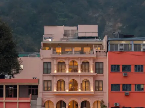 ฮารี คงคา นิวาส, ฮาริดวาร์ - ไอเอชซีแอล ซีเลคชั่นส์