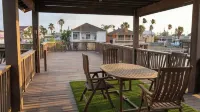 Channelfront - Remodeled - Pool - Boatslips