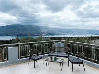 Aithra House Hotels in Pithari