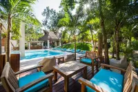 Prana Boutique Hotel Tulum - Ailelere Uygun