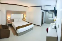 Hotel Kawana Padang - 3-Star