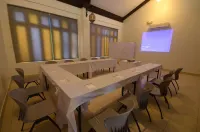 Microtel by Wyndham Puerto Princesa - Business