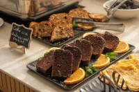 Mary Hotel & Mary Royal Suites - فطور