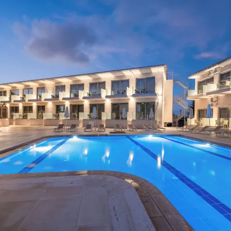 Karras Grande Resort
