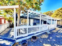 Blue Lake Resort - parking