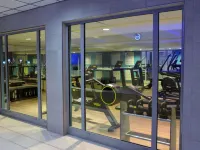 โรงแรมเมอร์เคียว ลียง เซ็นเตอร์ แซ็กซ์ ลาฟาแยตต์ - ที่มีฟิตเนส