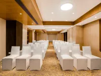 Lemon Tree Hotel Viman Nagar Pune Hotels in Pune