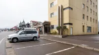 新井新潟超級酒店 - 停車場