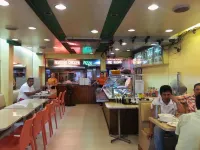 Stone House Hotel Manila - Bữa sáng