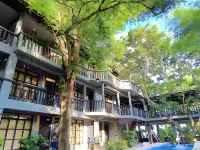 塔拉明杜萊亞亨利度假村