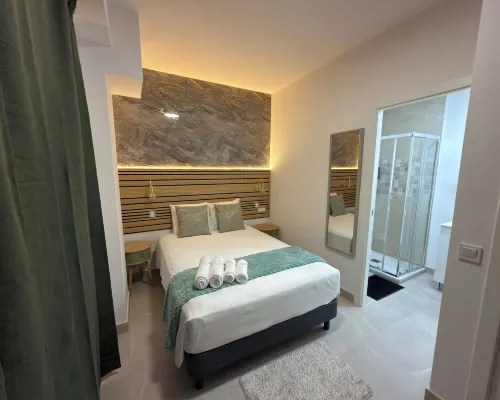Hotel Boutique Traveler 360 Hotels near Moratalaz