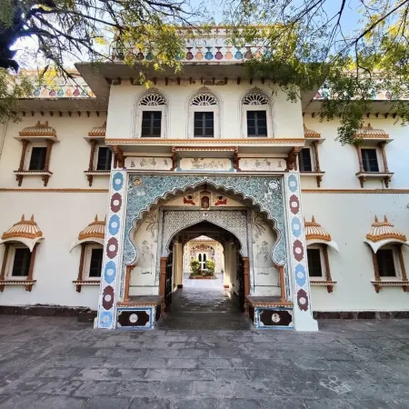Palkiya Haveli - Heritage Hotel