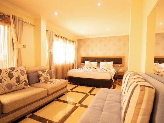West Lerruat Hotel