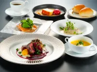 Auberge Cosmos - Bãi đậu xe