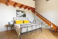 Marietta Home with Lake View by Wonderful Italy - 3-Star