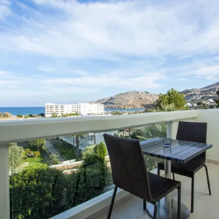 Lindos White Hotel & Suites