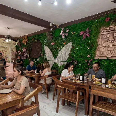 Hotel Real Maya