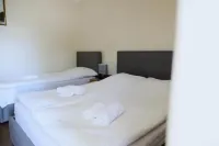 Hayi Tun Guest House - Pet friendly