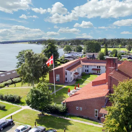 Strandhotel Klinten Aps