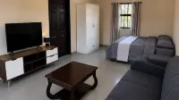 Menzi Apartments - 3-Star