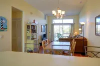 Toadally Relaxin' 2 Bedroom Home by RedAwning - Pet friendly