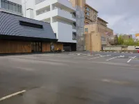 Hitoyoshi Onsen Nabeya - parking