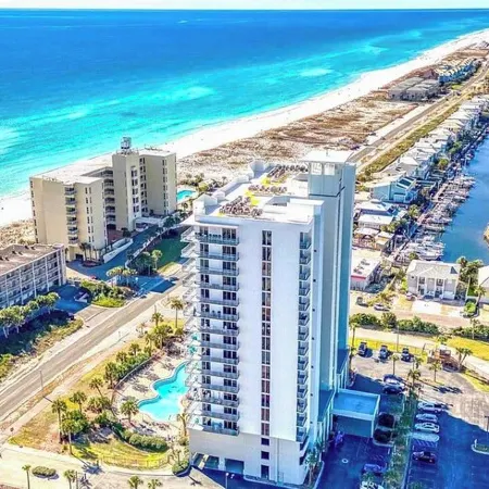 10th Floor Sweeping Views of the Gulf. Steps from Beach Access.