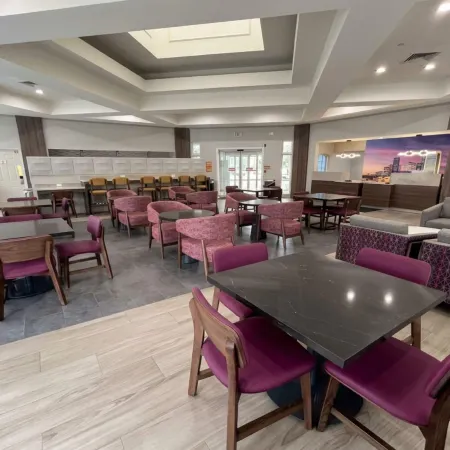 La Quinta Inn & Suites by Wyndham Jacksonville Butler Blvd
