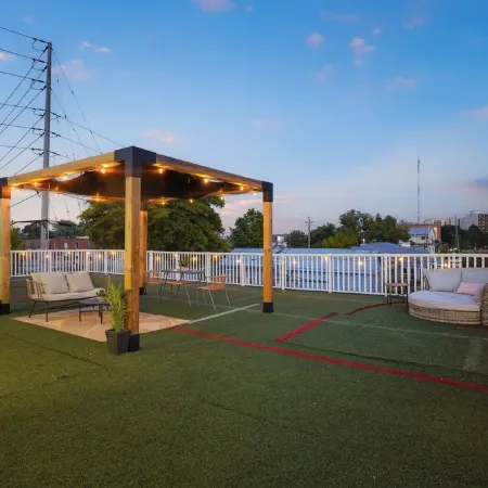 BOATHOUSE LOFT - Loft with million dollar views!
