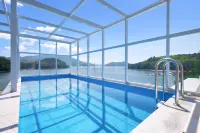 Geoje The Shine Pool Villa - Pool