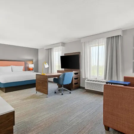 Hampton Inn & Suites Peru Hoteles en Peru