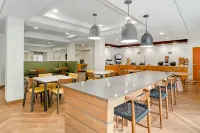 Fairfield Inn & Suites Boone - breakfast