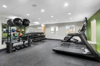Spark by Hilton Calhoun - Phòng Gym