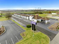 Spark by Hilton Abingdon I-81 Near Fairgrounds - Pools