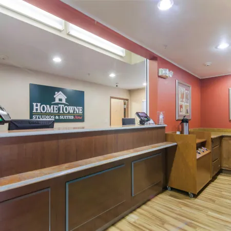 HomeTowne Studios & Suites Bentonville