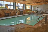 DoubleTree Suites by Hilton McAllen - piscine