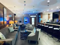 DoubleTree by Hilton Atlantic Beach Oceanfront - Bares
