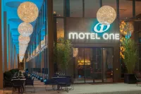 Motel One Dresden am Zwinger - 3-Star