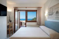 Hotel Valdiola - Airport Shuttle