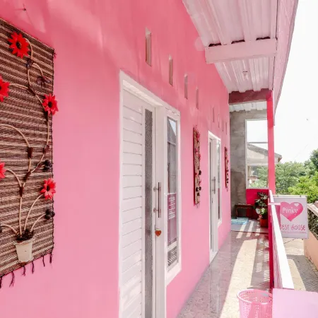Pinky Guest House