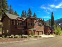 Heavenly Mountain Chalet - Skiing, Pets, Hot Tub - vue sur la montagne