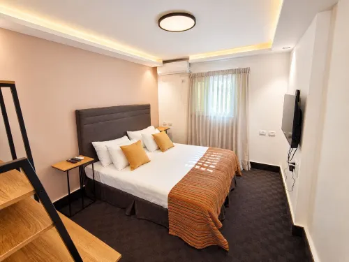 ICU hotel - 2-Star