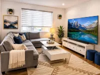 Spaciouscalgaryhome l 4 Bedrooms l Sleeps 8 Plus - Bungalows