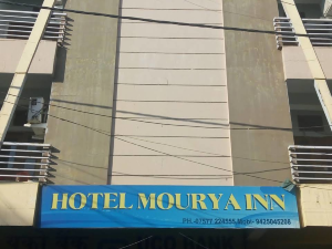 Hotel  Mourya Inn