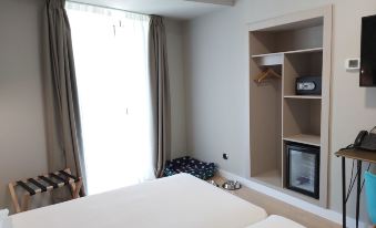 Oca Burgos Centro Hotel