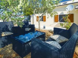 Holiday House Anabella Supetar, Island Brac