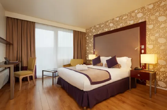 Clarion Paris CDG Airport