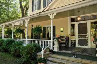 Edgeworth Inn